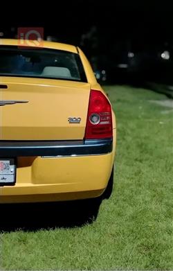 کرایسلەر 300